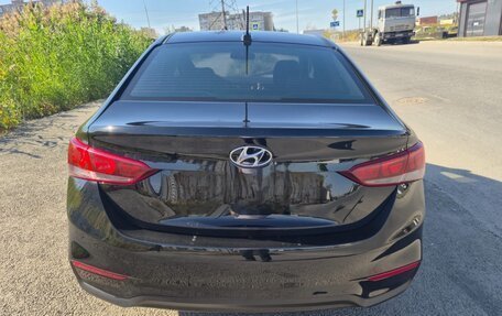 Hyundai Solaris II рестайлинг, 2018 год, 1 179 000 рублей, 23 фотография