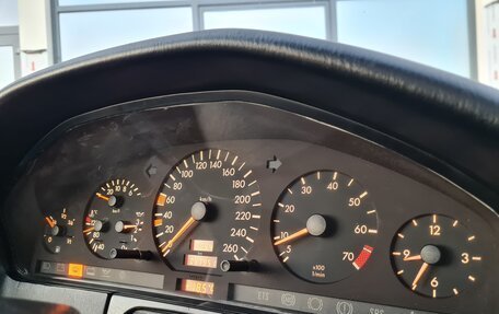 Mercedes-Benz S-Класс, 1996 год, 2 500 000 рублей, 14 фотография