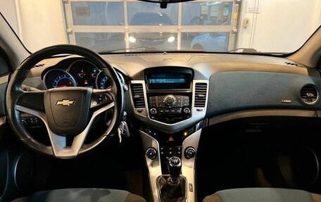 Chevrolet Cruze II, 2012 год, 720 000 рублей, 9 фотография