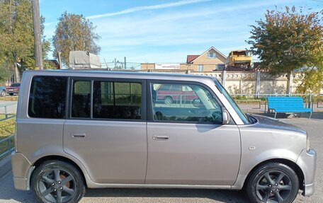 Toyota bB I рестайлинг, 2004 год, 490 000 рублей, 4 фотография