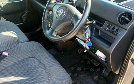 Toyota bB I рестайлинг, 2004 год, 490 000 рублей, 6 фотография