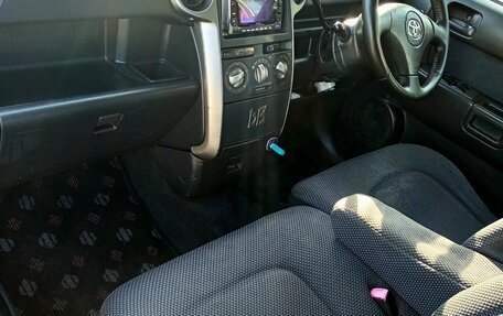 Toyota bB I рестайлинг, 2004 год, 490 000 рублей, 7 фотография