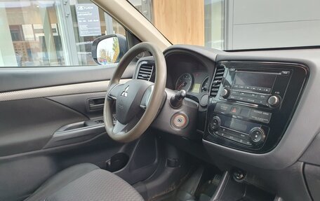 Mitsubishi Outlander III рестайлинг 3, 2013 год, 1 269 000 рублей, 6 фотография