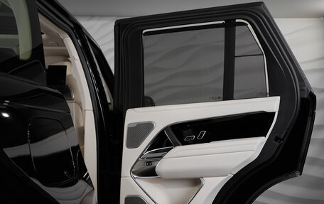 Land Rover Range Rover IV рестайлинг, 2024 год, 33 400 000 рублей, 32 фотография