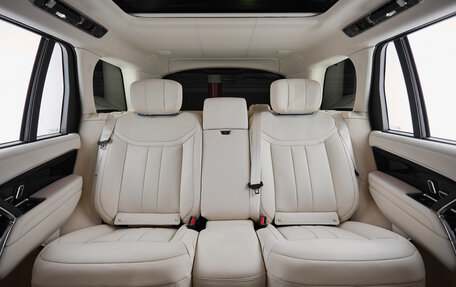 Land Rover Range Rover IV рестайлинг, 2024 год, 33 400 000 рублей, 31 фотография