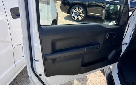 Suzuki Jimny, 2022 год, 1 750 000 рублей, 33 фотография