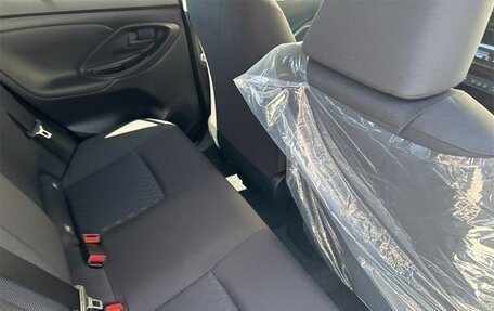 Toyota Yaris Cross, 2025 год, 2 800 000 рублей, 8 фотография