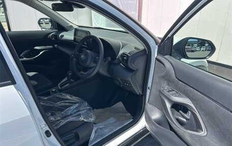 Toyota Yaris Cross, 2025 год, 2 800 000 рублей, 7 фотография