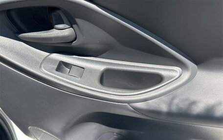 Toyota Yaris Cross, 2025 год, 2 800 000 рублей, 19 фотография
