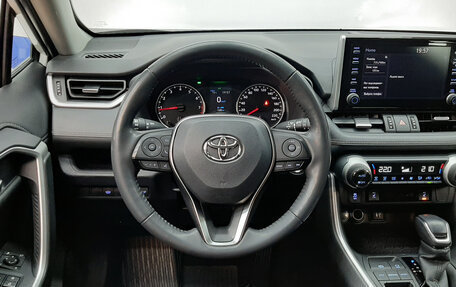 Toyota RAV4, 2020 год, 2 620 000 рублей, 14 фотография