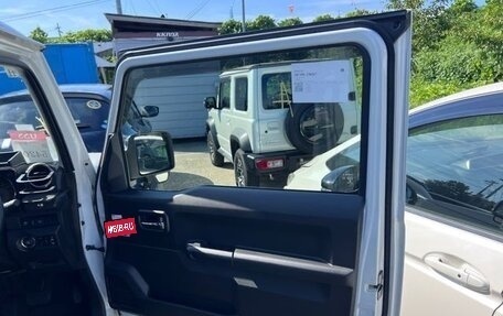 Suzuki Jimny, 2022 год, 1 840 000 рублей, 32 фотография