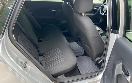 Volkswagen Polo VI (EU Market), 2018 год, 1 200 000 рублей, 28 фотография