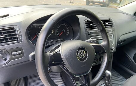 Volkswagen Polo VI (EU Market), 2018 год, 1 200 000 рублей, 25 фотография