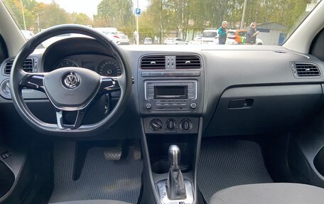 Volkswagen Polo VI (EU Market), 2018 год, 1 200 000 рублей, 32 фотография