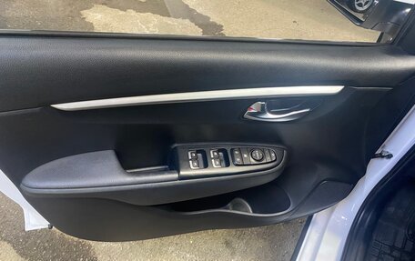 KIA Rio IV, 2021 год, 1 830 000 рублей, 21 фотография