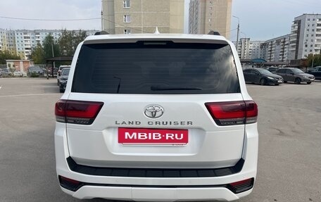 Toyota Land Cruiser, 2022 год, 8 290 000 рублей, 7 фотография