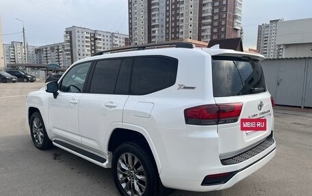Toyota Land Cruiser, 2022 год, 8 290 000 рублей, 8 фотография