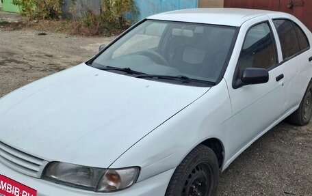 Nissan Pulsar IV, 1998 год, 130 000 рублей, 3 фотография