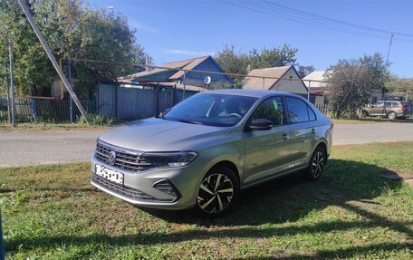 Volkswagen Polo VI (EU Market), 2021 год, 2 000 000 рублей, 2 фотография