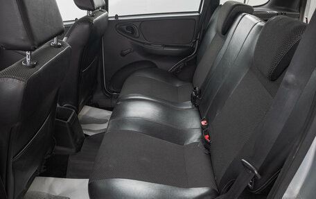 Chevrolet Niva I рестайлинг, 2015 год, 899 000 рублей, 20 фотография
