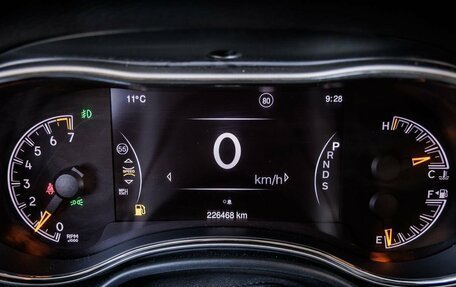 Jeep Grand Cherokee, 2014 год, 2 198 000 рублей, 12 фотография