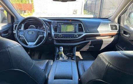Toyota Highlander III, 2014 год, 2 950 000 рублей, 9 фотография