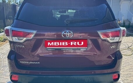 Toyota Highlander III, 2014 год, 2 950 000 рублей, 7 фотография