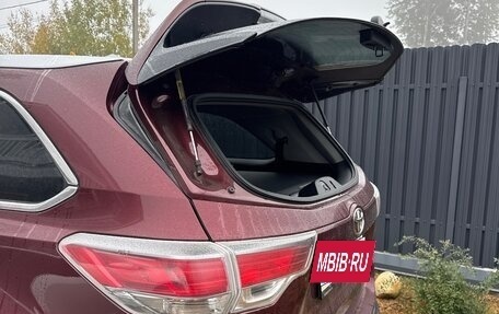 Toyota Highlander III, 2014 год, 2 950 000 рублей, 18 фотография