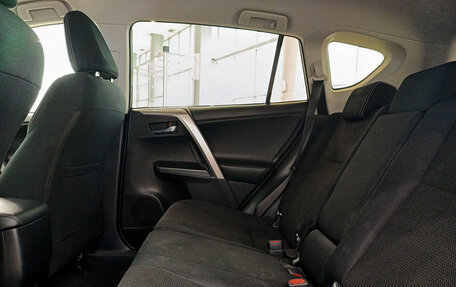 Toyota RAV4, 2017 год, 2 146 000 рублей, 15 фотография