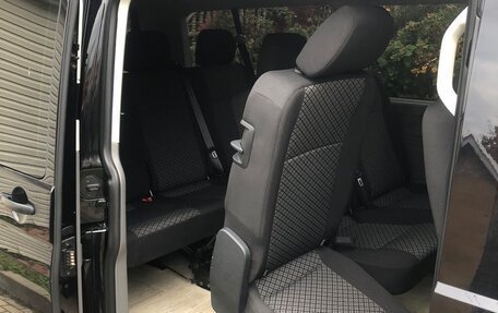 Volkswagen Caravelle T6 рестайлинг, 2021 год, 6 500 000 рублей, 6 фотография