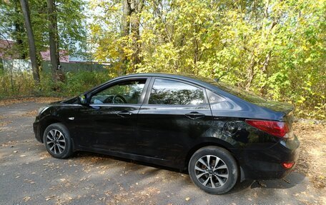 Hyundai Solaris II рестайлинг, 2012 год, 950 000 рублей, 4 фотография