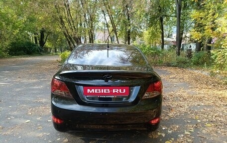 Hyundai Solaris II рестайлинг, 2012 год, 950 000 рублей, 2 фотография