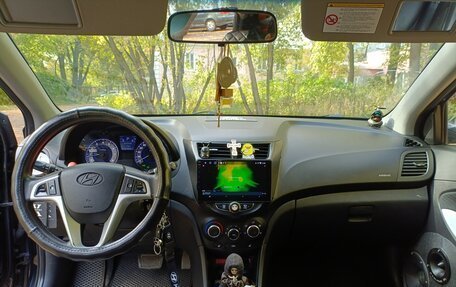 Hyundai Solaris II рестайлинг, 2012 год, 950 000 рублей, 8 фотография