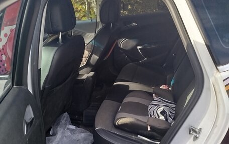 Opel Astra J, 2011 год, 550 000 рублей, 6 фотография