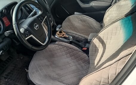 Opel Astra J, 2011 год, 550 000 рублей, 9 фотография