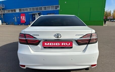 Toyota Camry, 2015 год, 1 980 000 рублей, 11 фотография