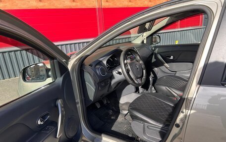Renault Logan I, 2014 год, 480 000 рублей, 6 фотография
