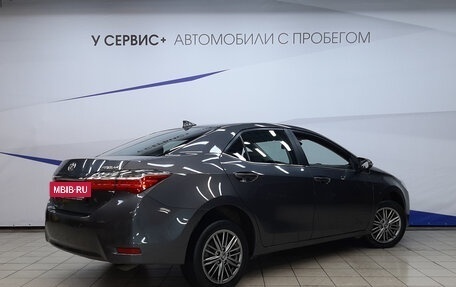 Toyota Corolla, 2018 год, 1 840 000 рублей, 3 фотография