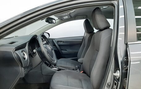 Toyota Corolla, 2018 год, 1 840 000 рублей, 10 фотография