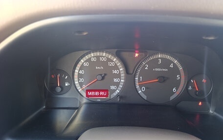 Nissan Patrol, 2004 год, 3 300 000 рублей, 27 фотография
