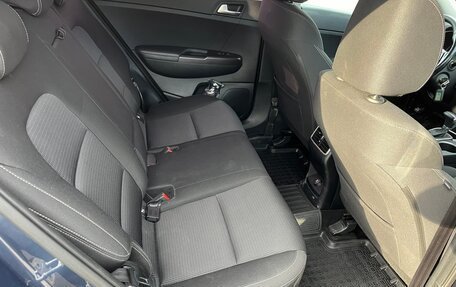 KIA Sportage IV рестайлинг, 2019 год, 1 780 000 рублей, 10 фотография