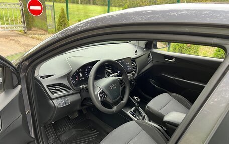 Hyundai Solaris II рестайлинг, 2021 год, 1 550 000 рублей, 7 фотография