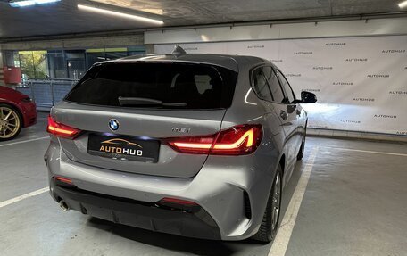 BMW 1 серия, 2020 год, 2 690 000 рублей, 10 фотография