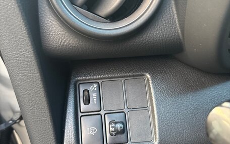 Toyota RAV4, 2006 год, 790 000 рублей, 11 фотография