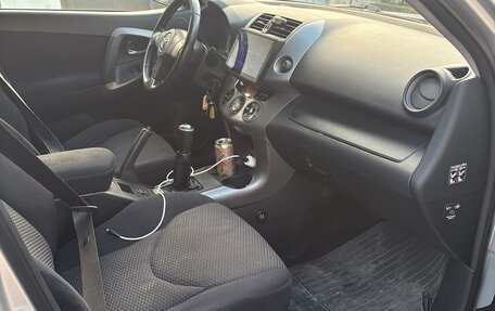 Toyota RAV4, 2006 год, 790 000 рублей, 15 фотография
