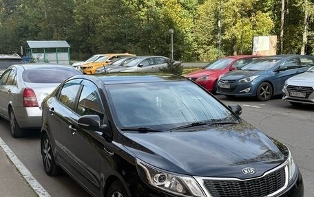 KIA Rio III рестайлинг, 2012 год, 830 000 рублей, 3 фотография