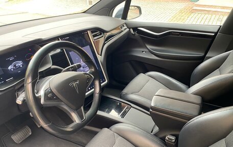 Tesla Model X I, 2016 год, 3 000 000 рублей, 4 фотография