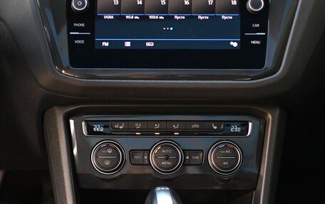 Volkswagen Tiguan II, 2018 год, 3 100 000 рублей, 21 фотография