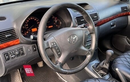 Toyota Avensis III рестайлинг, 2005 год, 555 000 рублей, 6 фотография