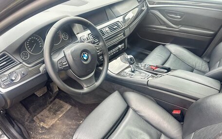 BMW 5 серия, 2012 год, 1 300 000 рублей, 6 фотография